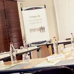 Kyriad Rouen Sud - Oissel Hotel 3*
