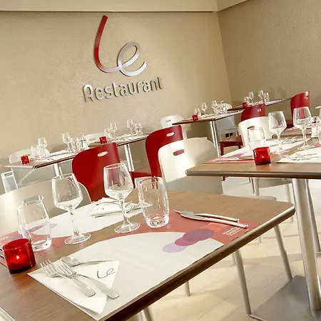 Kyriad Rouen Sud - Oissel Otel