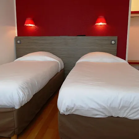 Kyriad Rouen Sud - Oissel ホテル 3*