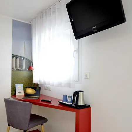 Hotel Kyriad Rouen Sud - Oissel 3*