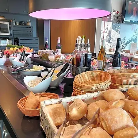 ホテル Kyriad Rouen Sud - Oissel 3*