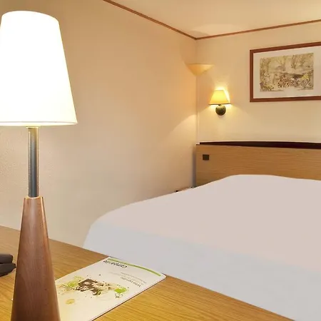 Hotell Kyriad Rouen Sud - Oissel 3*