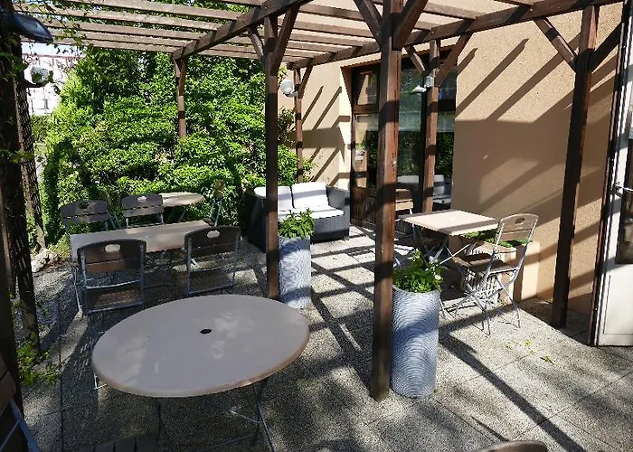 Kyriad Rouen Sud - Oissel Hotel